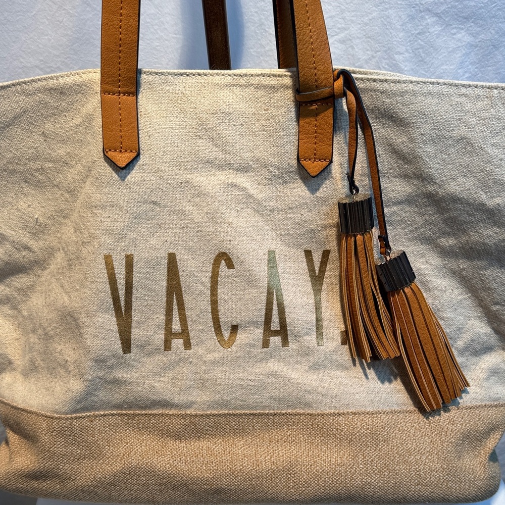 Canvas 'VACAY' Tote with Tan Leather Handles - Picture 2 of 14